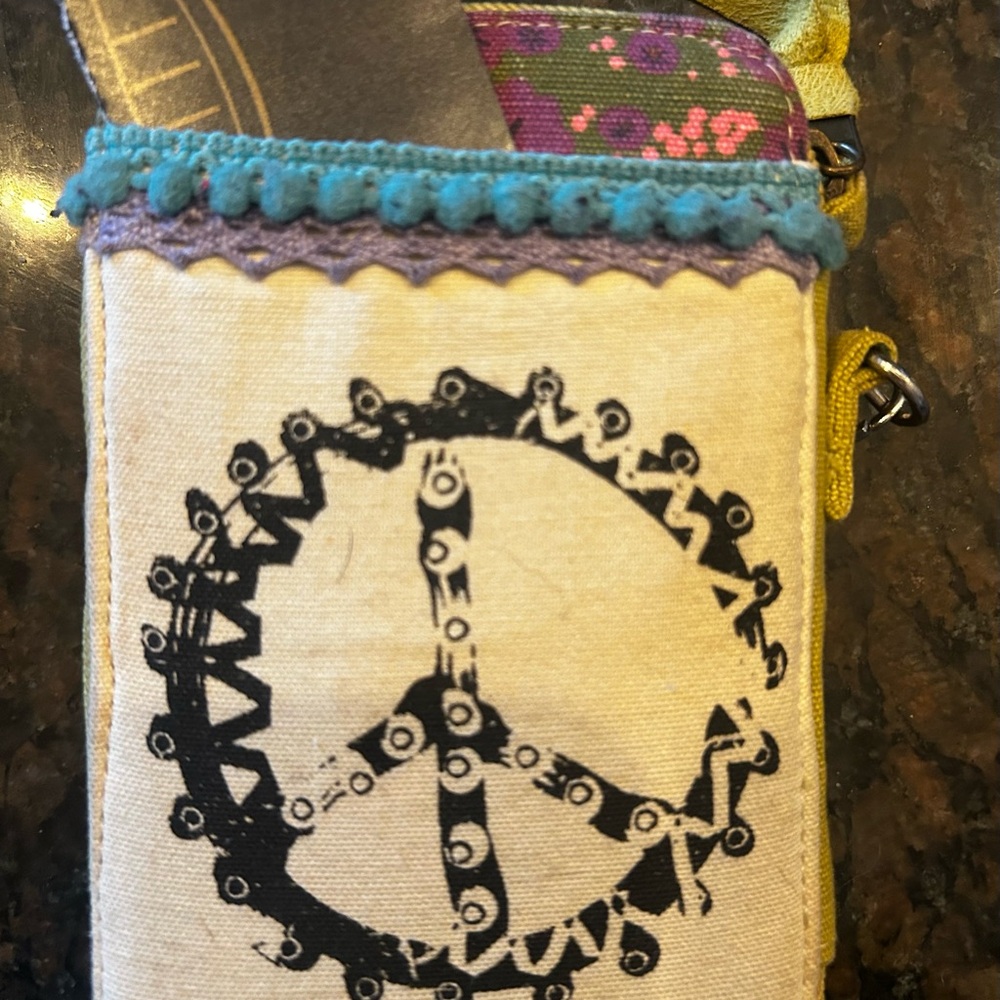 Natural Life phone case/wallet Wristlet
